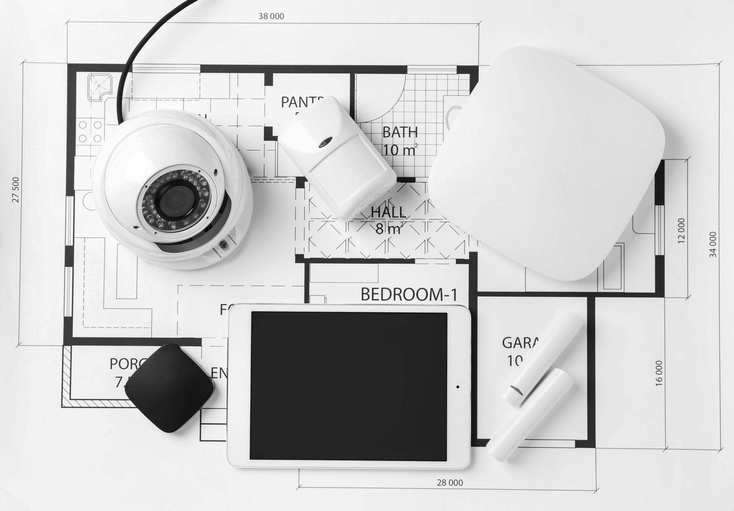 Caméra et détecteur pour sécuriser un intérieur